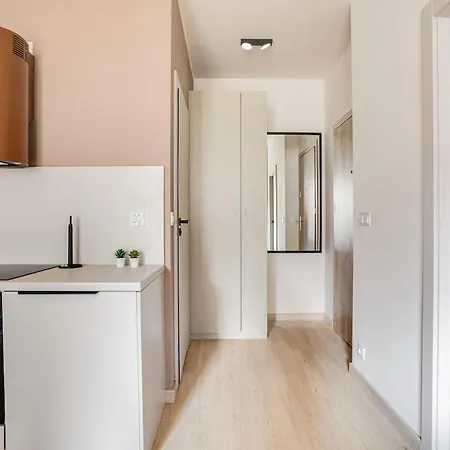 Kamienica Przy Kinie, Parking & Balkon-blisko Mtp Апартаменты Познань