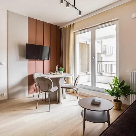 Kamienica Przy Kinie, Parking & Balkon-blisko Mtp *