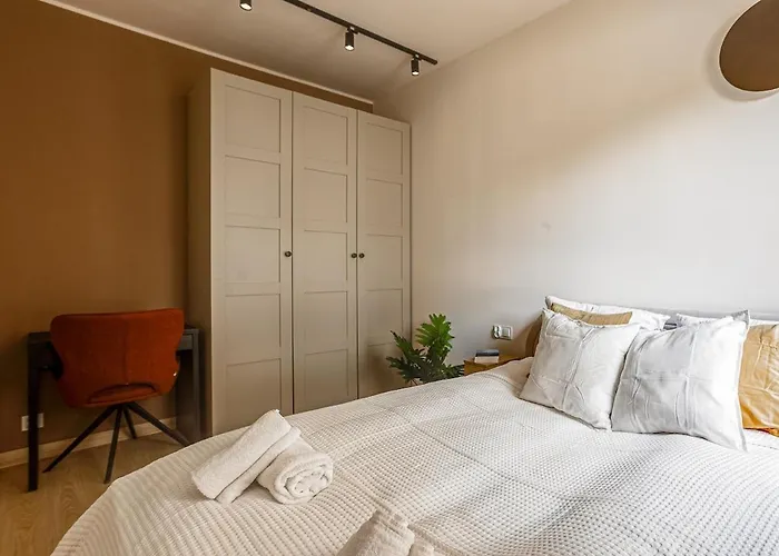 Kamienica Przy Kinie, Parking & Balkon-blisko Mtp Daire Poznan