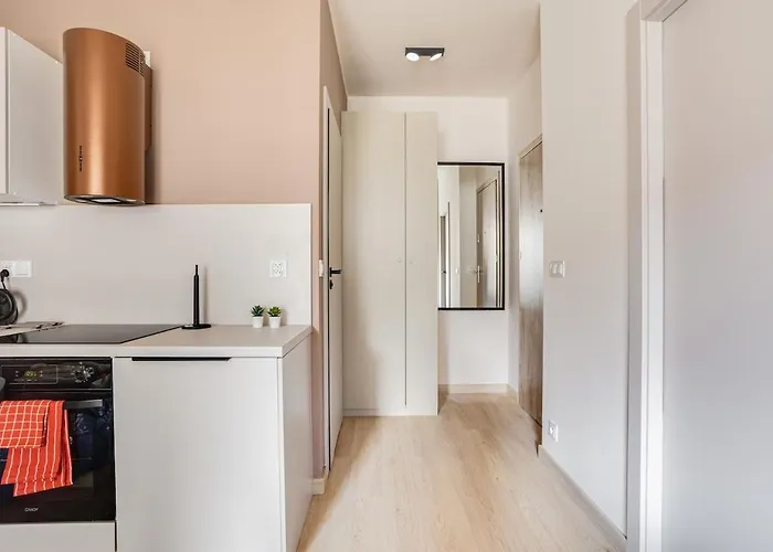 Kamienica Przy Kinie, Parking & Balkon-blisko Mtp Daire Poznan